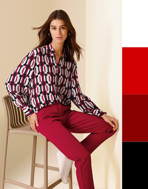 Rot kombinieren: Look mit Dattelrot