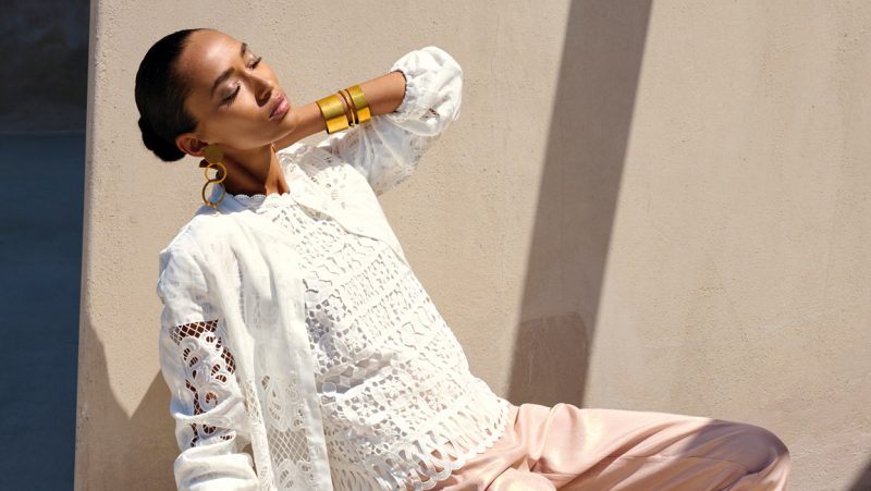 Trend SWEET & SILKY: Angesagte Looks aus Seide und Spitze